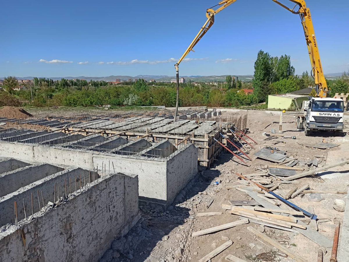 Şereflikoçhisar İnşaat Betoncusu